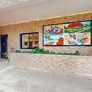 Hotel Tau Art